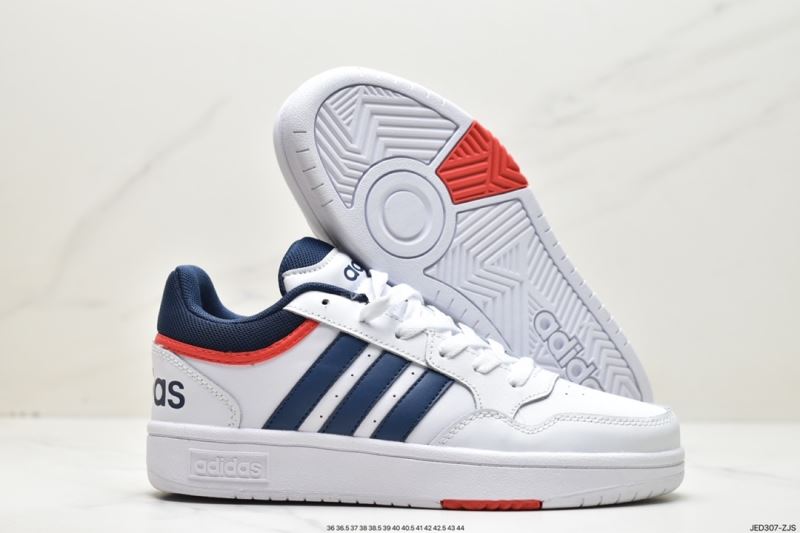 Adidas Sneakers